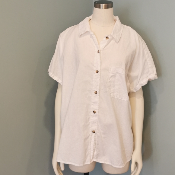 👠 H&M Button Down Top, Size XL - Picture 4 of 9